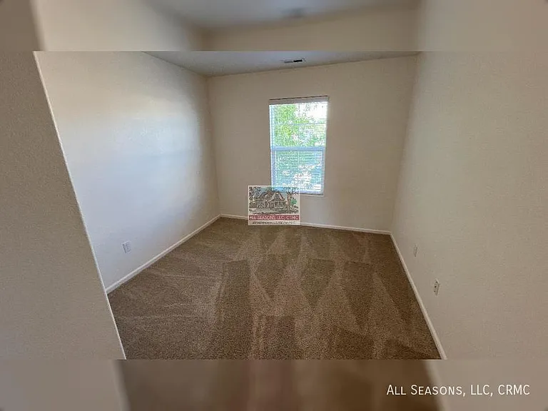 7722 Sandy Springs Point — Photo 7