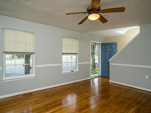 5th image of 687 Stonewall Dr