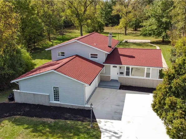 4670 Green Rd, Warrensville Heights, OH 44128