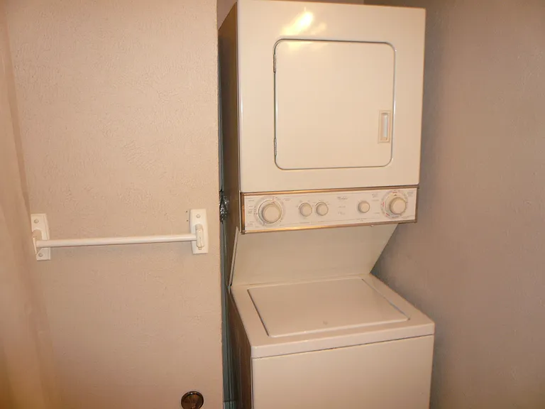 3402 Ocean Dr #33-1 — Photo 13