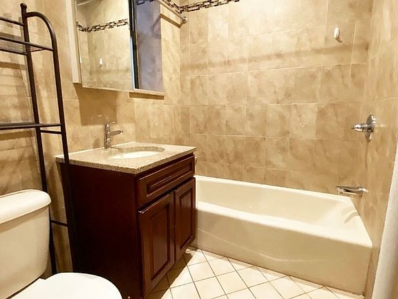 4th image of 1927 Ditmars Blvd APT 2