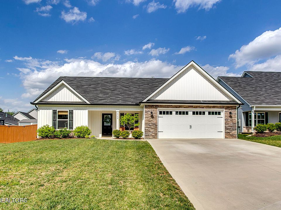 1st image of 6560 Cara Cade Ln