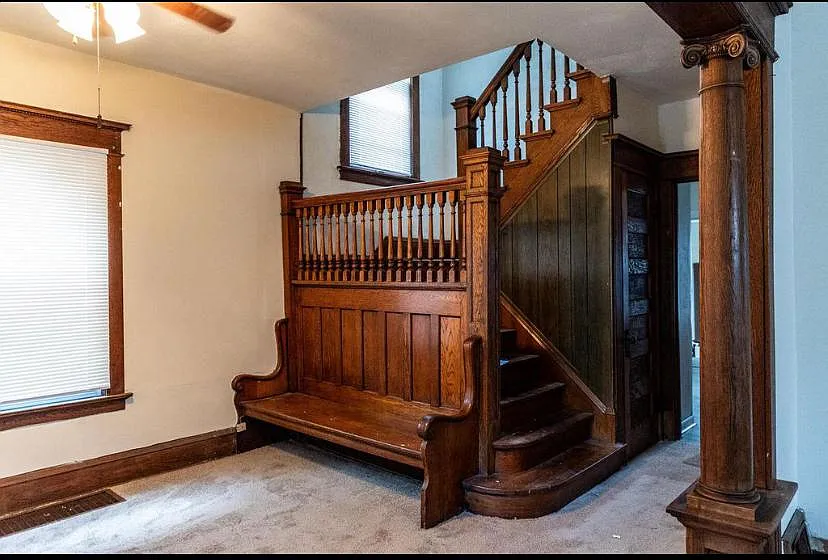 3800 W Walnut St — Photo 2