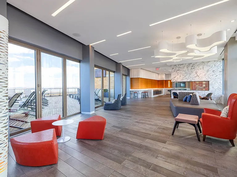 Sky Club