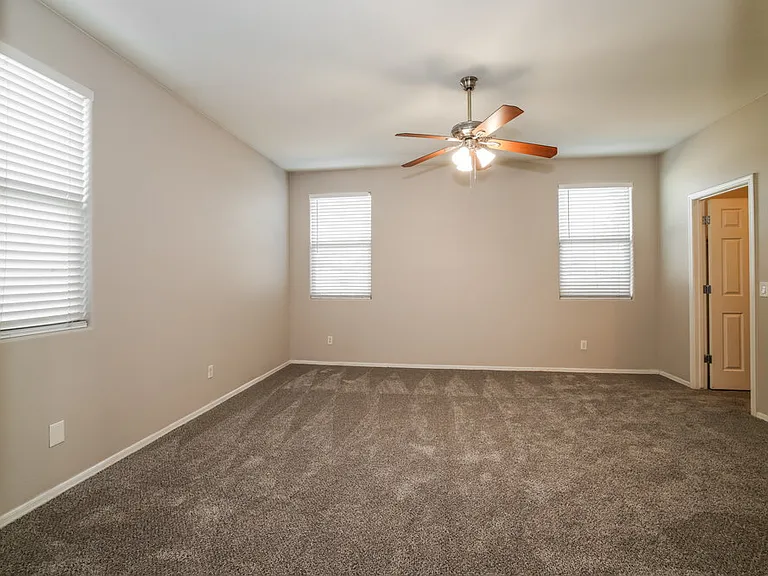 7543 W Darrel Rd — Photo 9