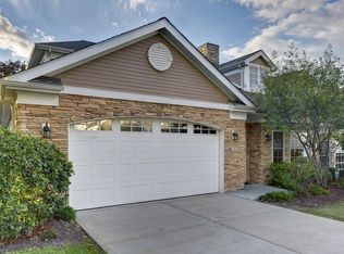 26 Bristol Ln, Rocky River, OH 44116