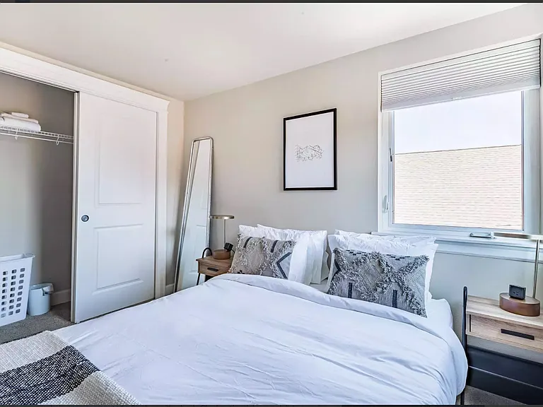 3440B 23rd Ave W #B — Photo 15