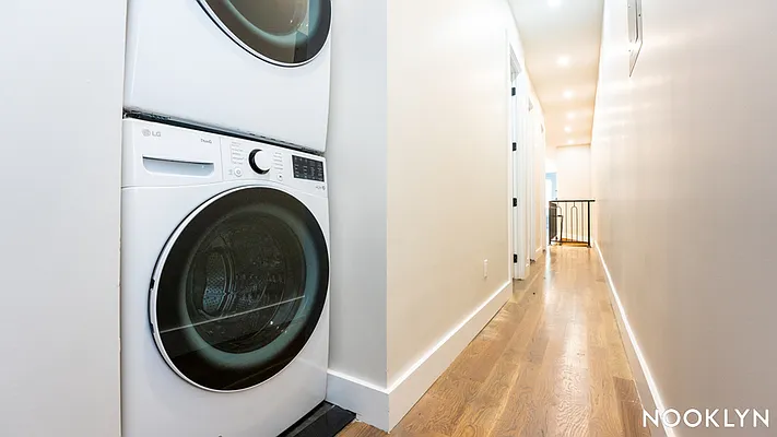 Rented by Nooklyn NYC LLC | media 35