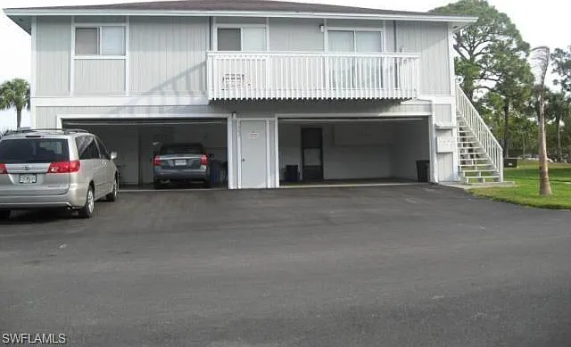 Annual Rental - 2 Bed-1.5 Bath Provincetown-Ft. Myers Townhome — Photo 1