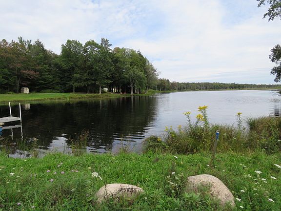 5th image of 27 Pennock Brook Dr W