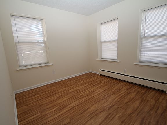 3rd image of 30 West Ave APT 2R
