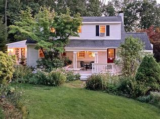 345 Martins Pond Rd, Groton, MA 01450