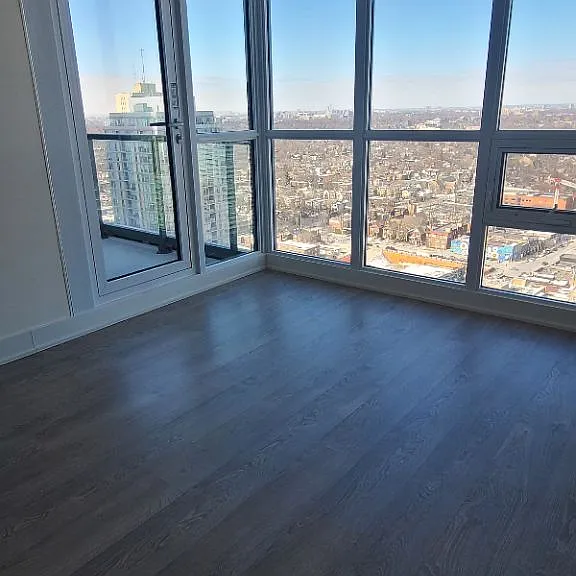 30 Roehampton Ave #2907 — Photo 7