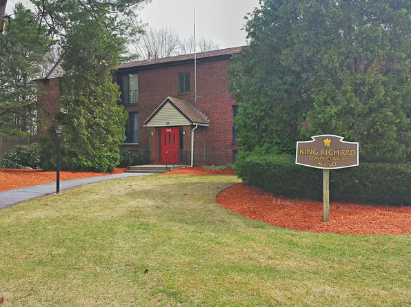 50L English Village Rd #201, Manchester, NH 03102