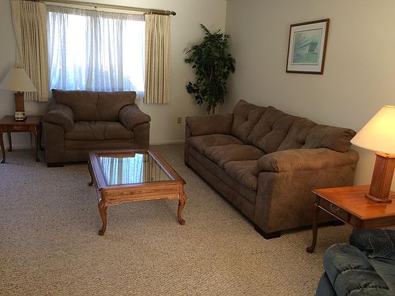 2nd image of 404 Eastley Ct APT 2