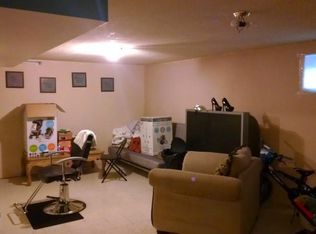 670 S Iowa Ave, Addison, IL 60101