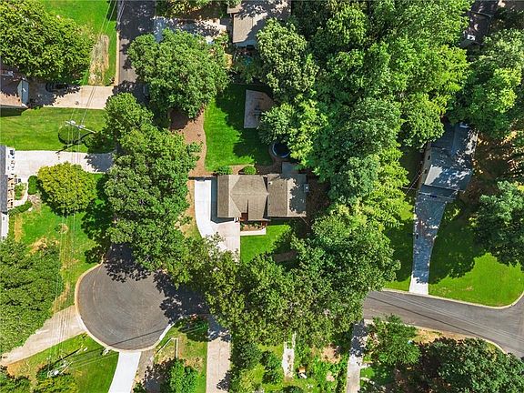 5th image of 492 Rustic Ridge Cir