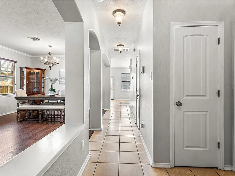 7419 Chathan Glen Ln — Photo 9