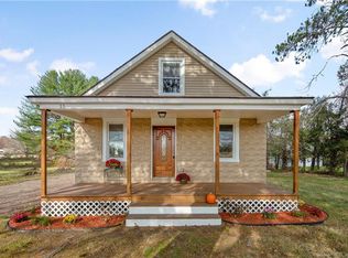 35 Shaker Rd, Enfield, CT 06082