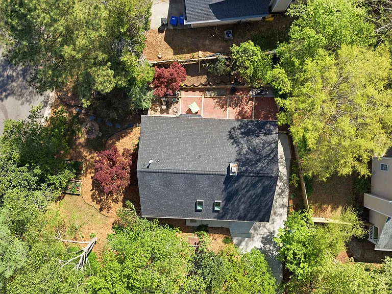 206 Covington Dr — Photo 35