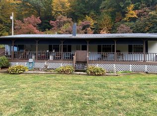 80 Ruff Ridge Rd, Whittier, NC 28789