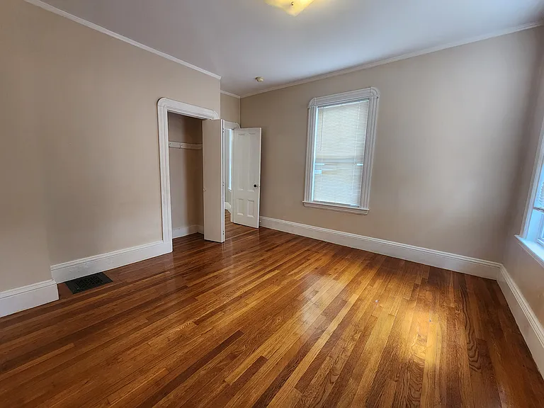 10 Park Rd #1 — Photo 11