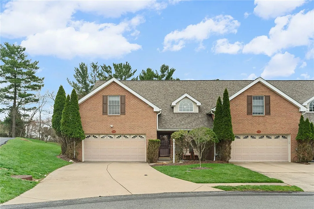 5528 Worthington Ct photo 1