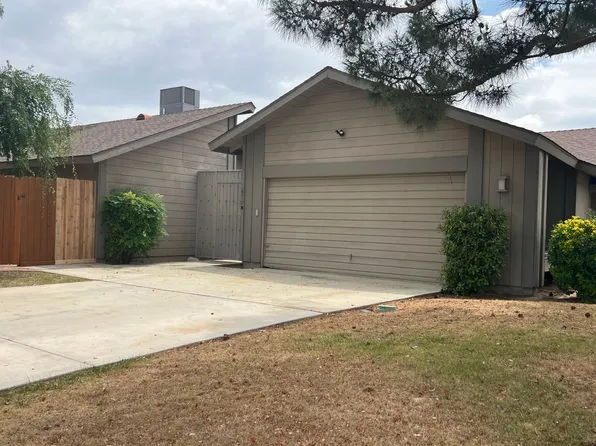 2212 Manning St, Bakersfield, CA 93309