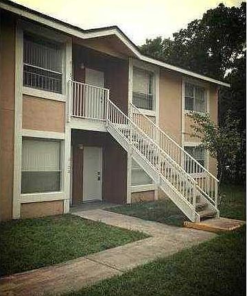 4th image of 8112 SW 21st Court #8112