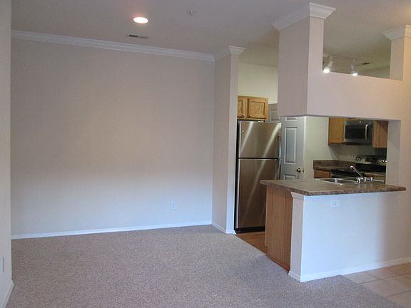 5th image of 6825 Poppy Hills Ln APT 1521
