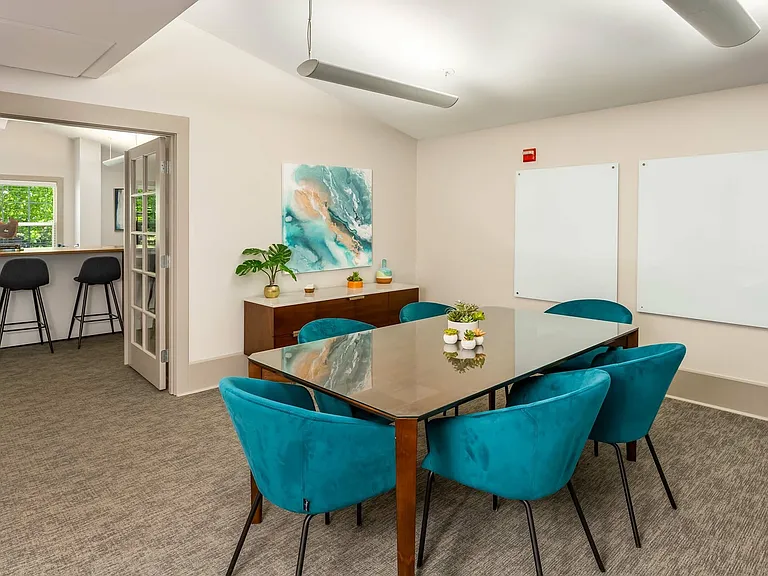 Alaire Apartment Homes — Photo 32