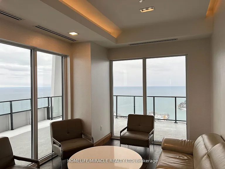 30 Shore Breeze Dr #LPH01A — Photo 40