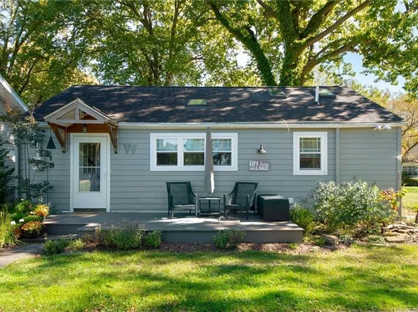 11 Pennsylvania Rd, Vermilion, OH 44089