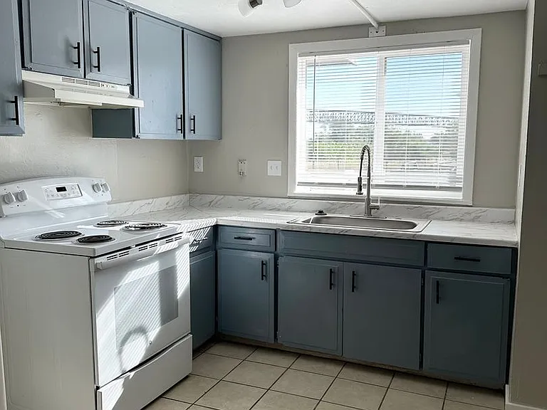 4212-4226 Loomis Avenue Colorado Springs, CO 80906 — Photo 3