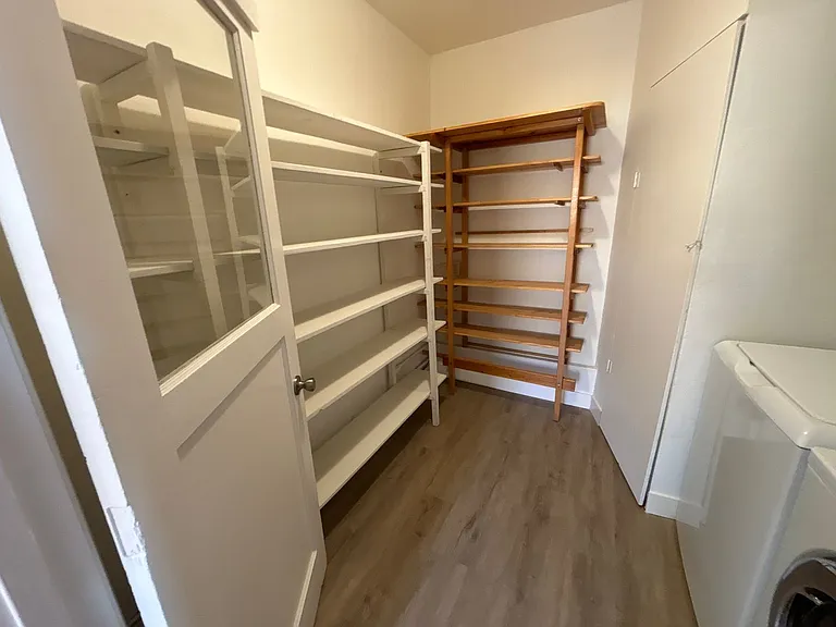 1419 Yolanda Ct — Photo 18