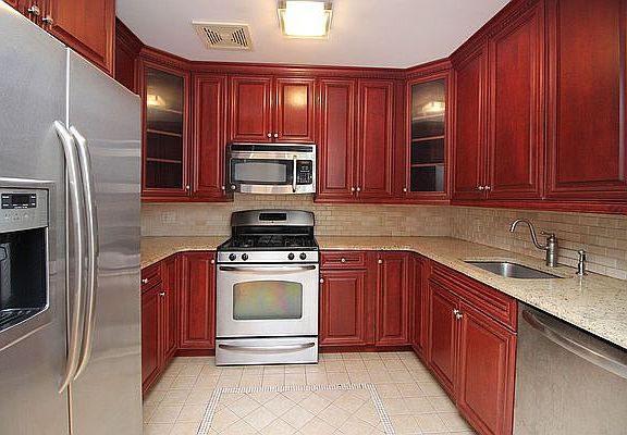 5th image of 155 Bay St APT 4G