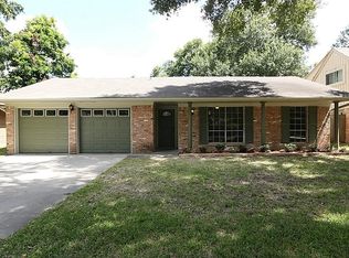 10626 Mayfield Rd, Houston, TX 77043