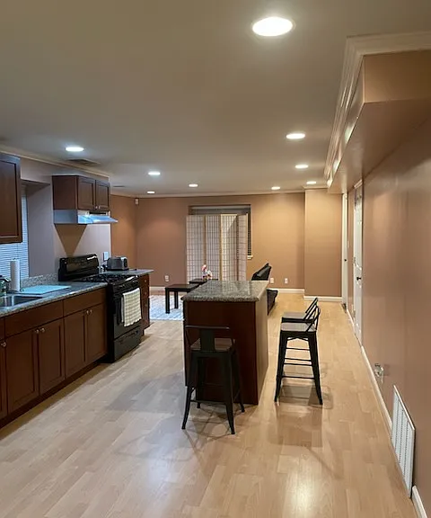 736 Faxon Ave — Photo 3
