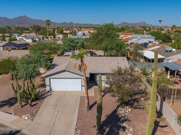 5871 N Edenbrook Ln, Tucson, AZ 85741