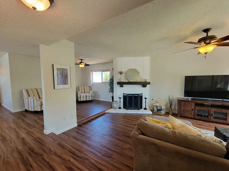 7620 Lone Star St — Photo 7