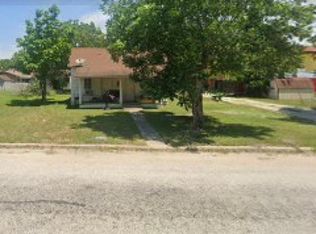 102 W Mesquite, Granger, TX 76530