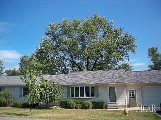 1st image of 3345 N Fernwood Dr