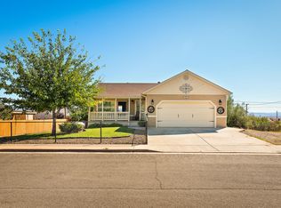 406 N Calle Violeta Rd, Washington, UT 84780