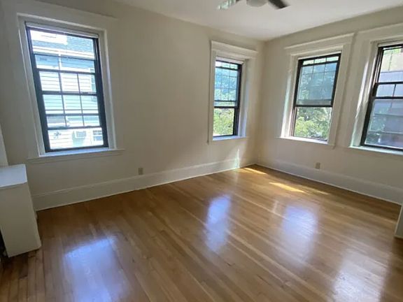 3rd image of 74 Longwood Ave #1