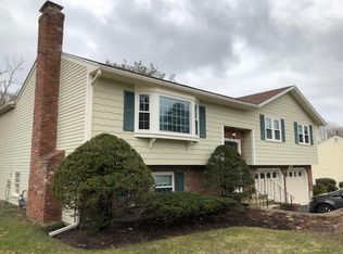 7 Jefferson Ln, Andover, MA 01810