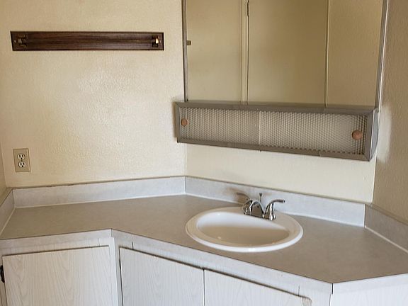 5th image of 1624 E Campbell Ave APT 41