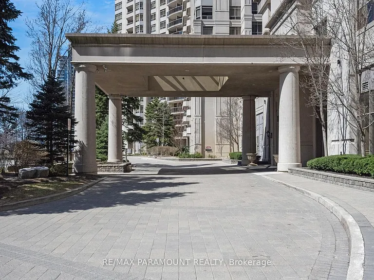 25 Kingsbridge Garden Cir #616 — Photo 3