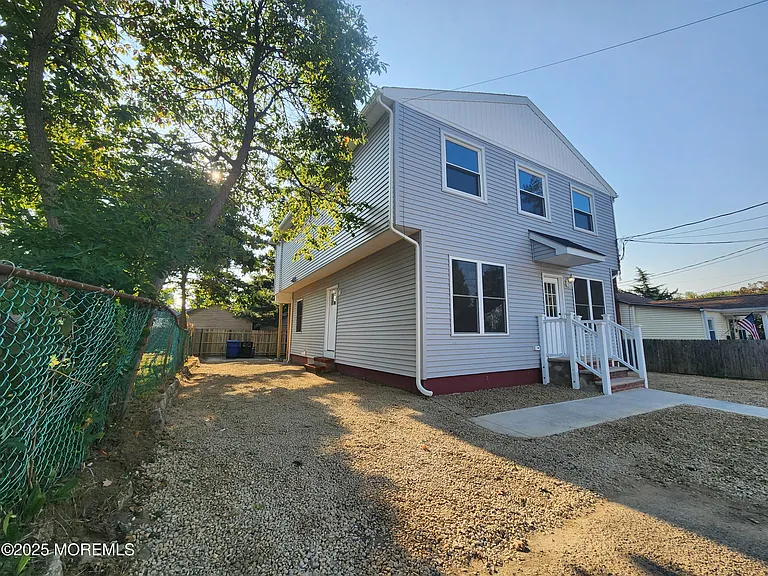 158 Mabel Ave #2 — Photo 2