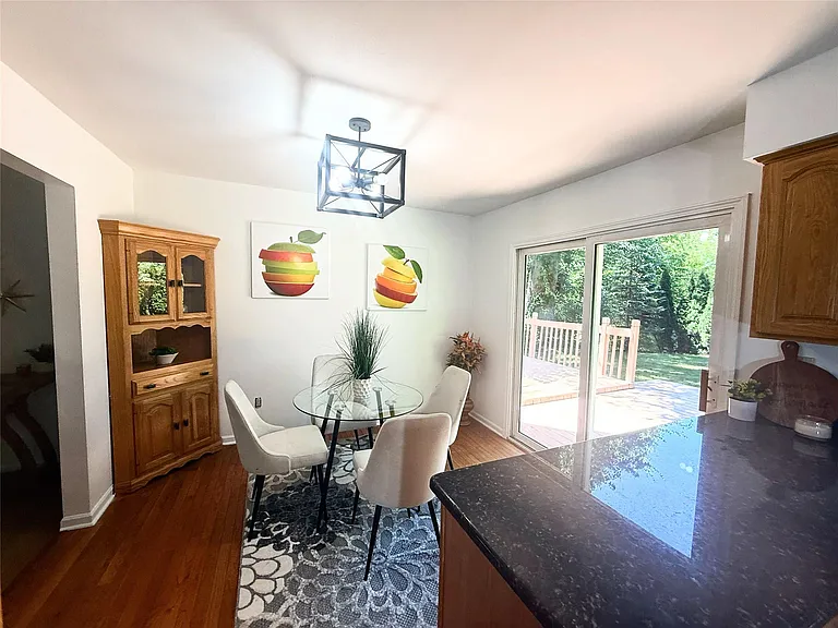 1369 Flamingo — Photo 4