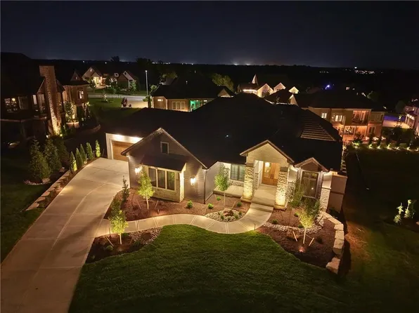 3205 W 149th St, Leawood, KS 66224